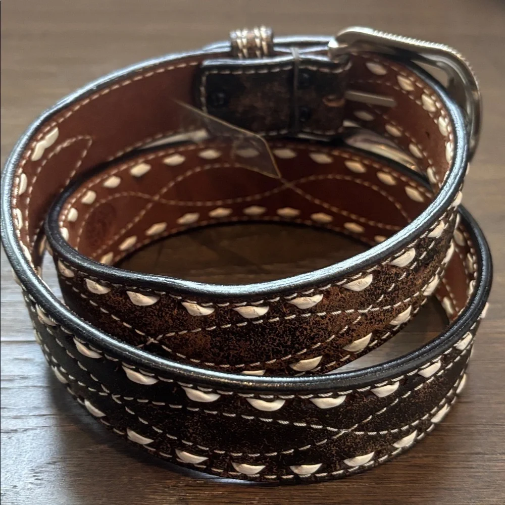3D Belt Company Genuine Leather, white buck stitched embossed silvertone buckle